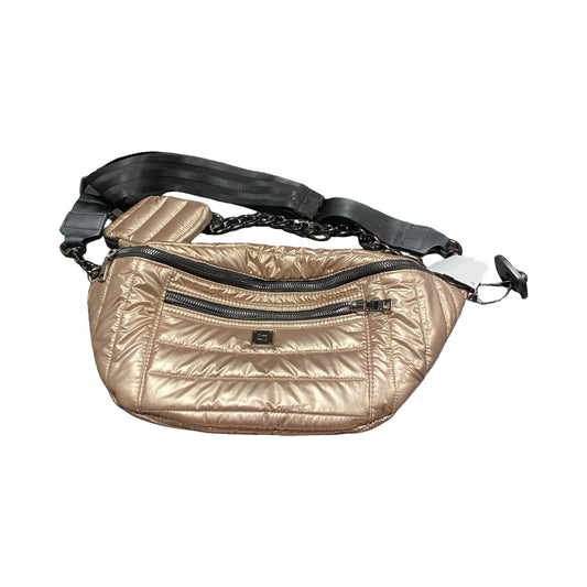 Belt Bag By Think Royln In Gold, Size:Large