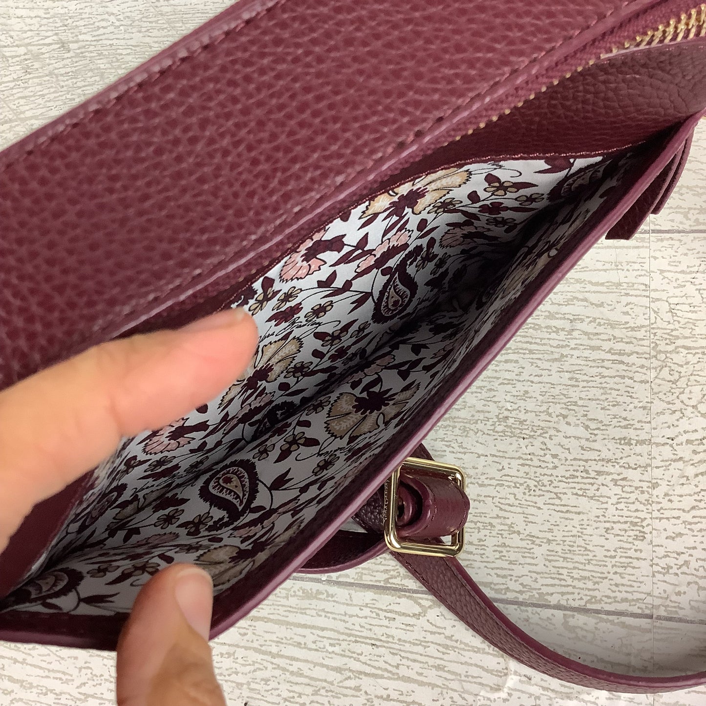 Crossbody By Vera Bradley, Size: Medium
