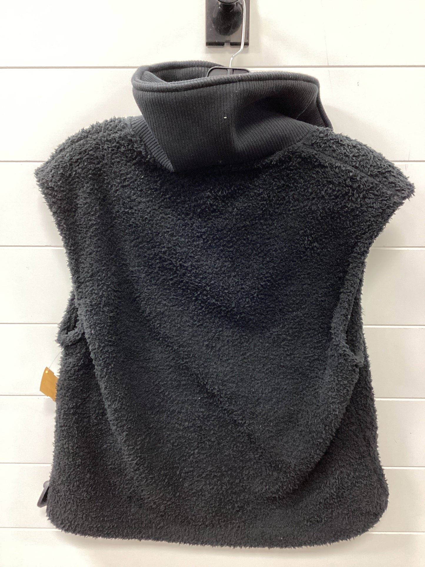 Vest Faux Fur & Sherpa By Mono B In Black, Size:S