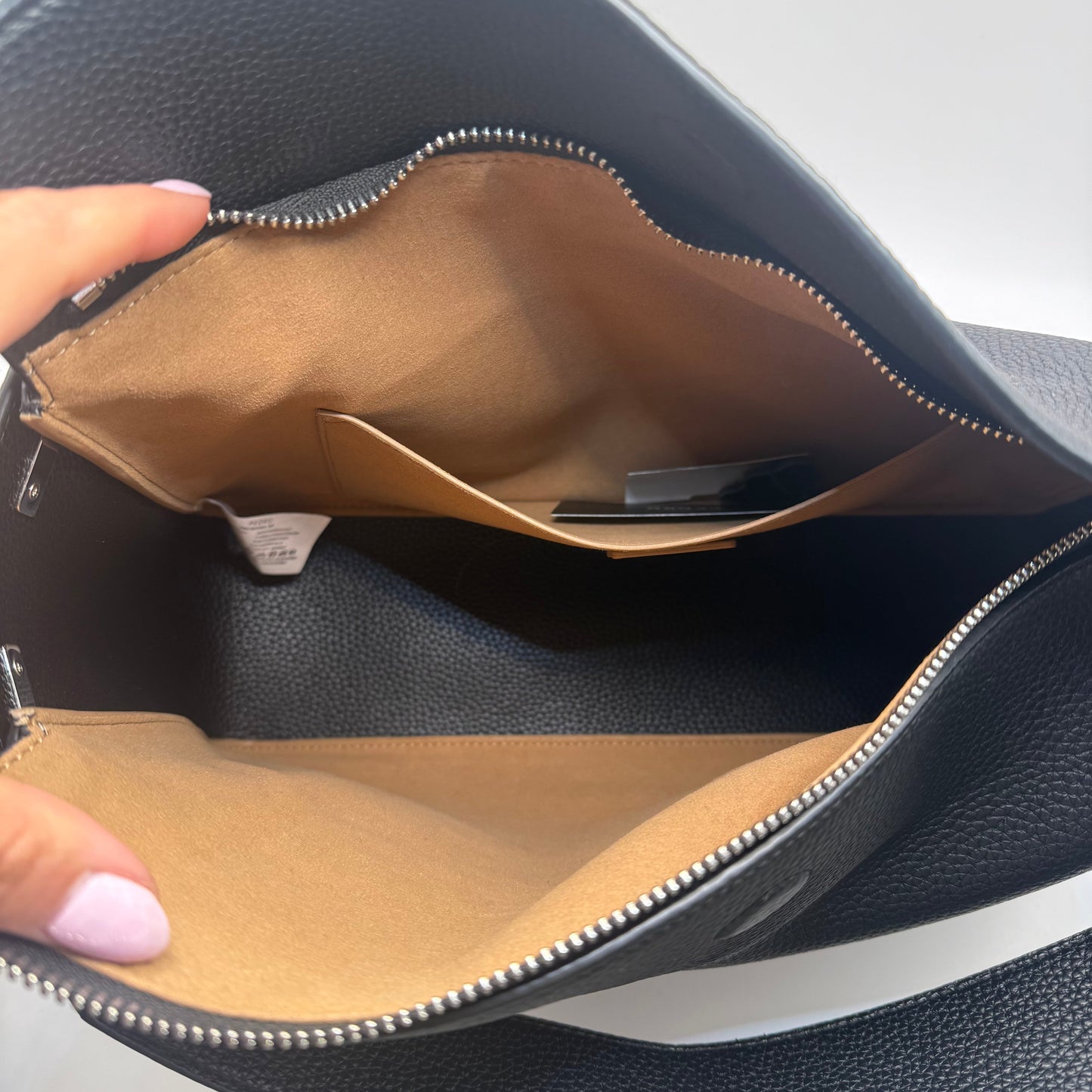Handbag By Clothes Mentor, Size: Large