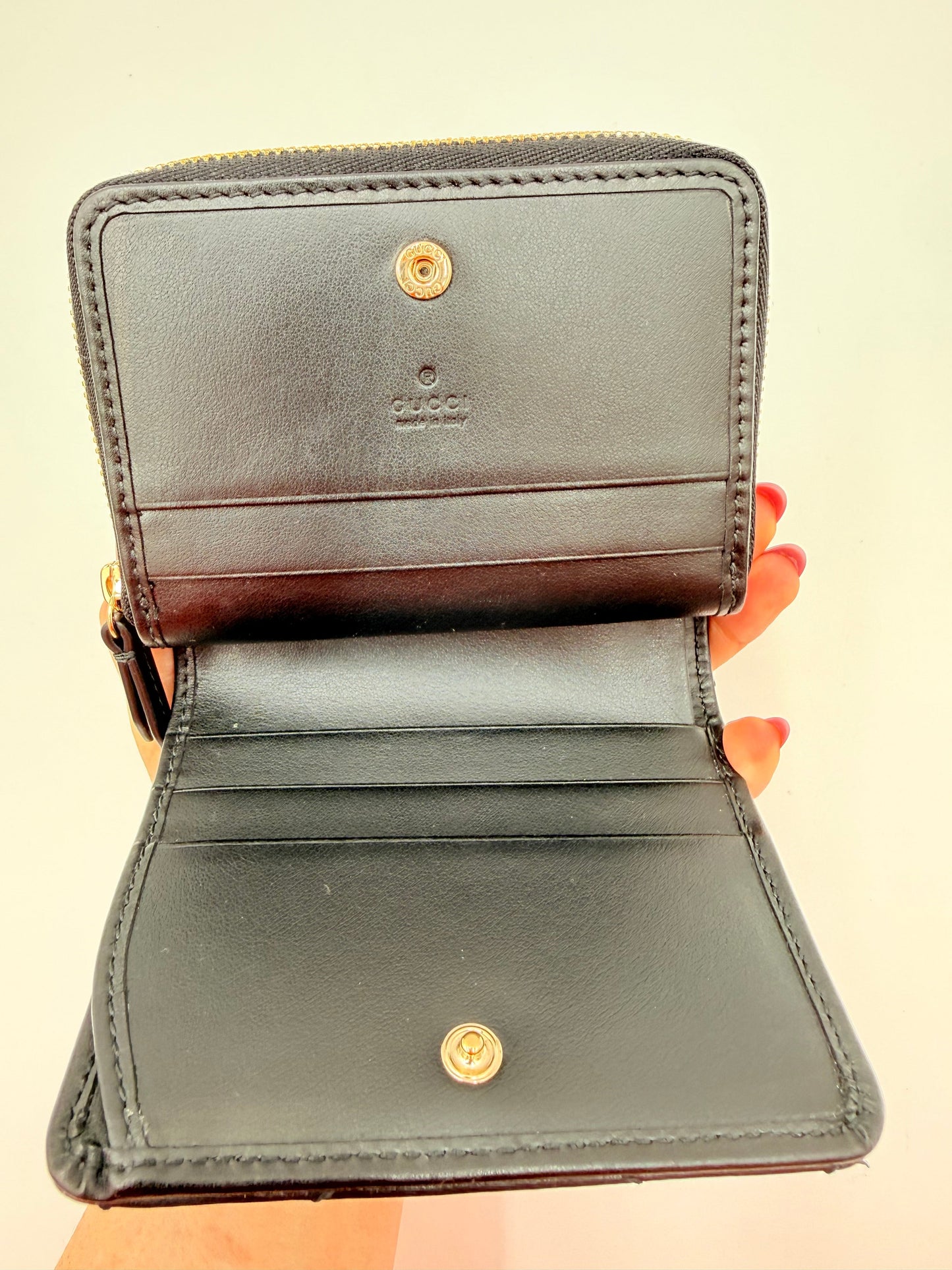 Wallet Luxury Designer By Gucci In Black & Gold, Size:Small