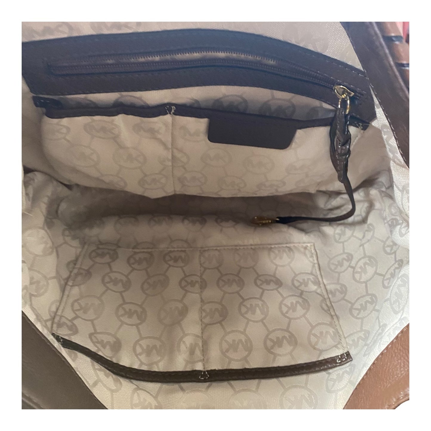 Handbag Designer By Michael Kors In Gold, Size:Large