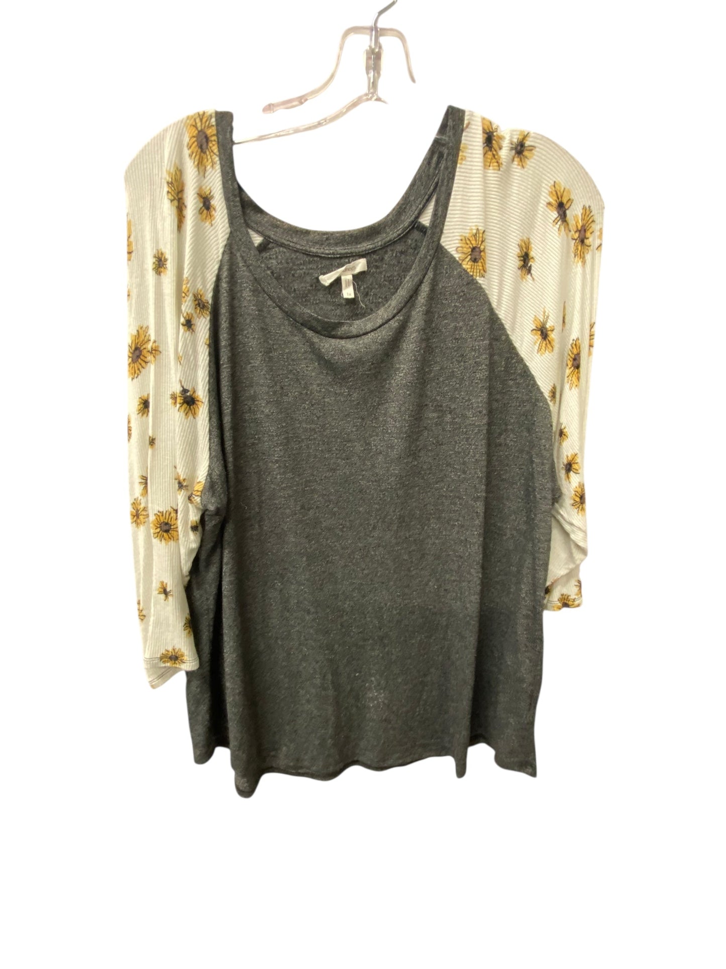 Top 3/4 Sleeve By Maurices In Grey, Size:1X