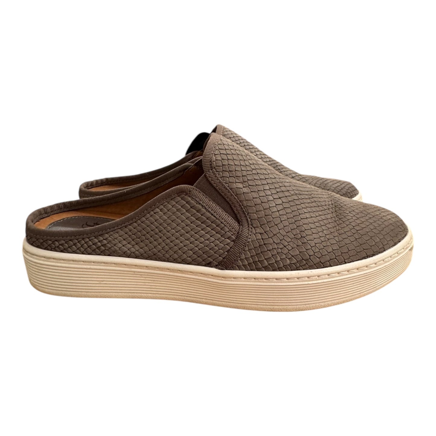 Shoes Flats By Sofft In Grey, Size:9.5