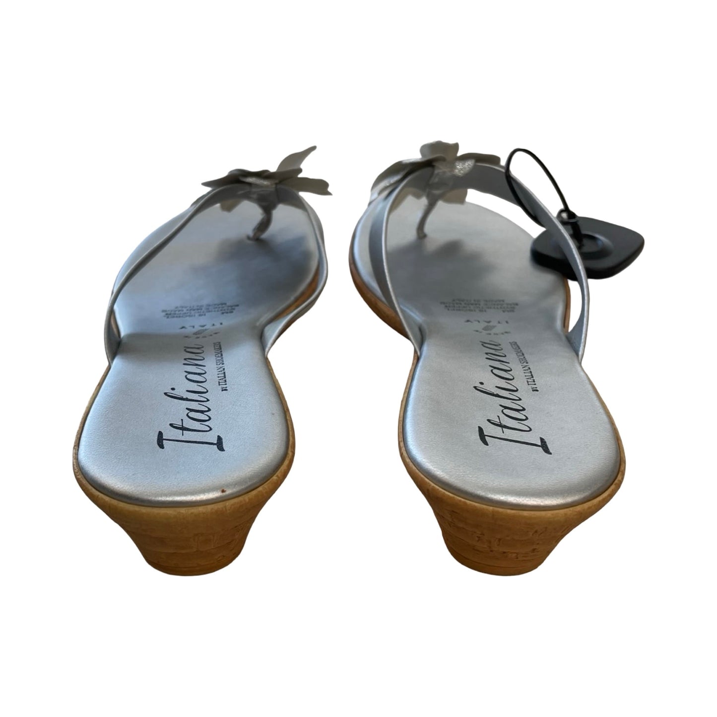 Sandals Flip Flops By Italian Shoemakers In Silver, Size:9