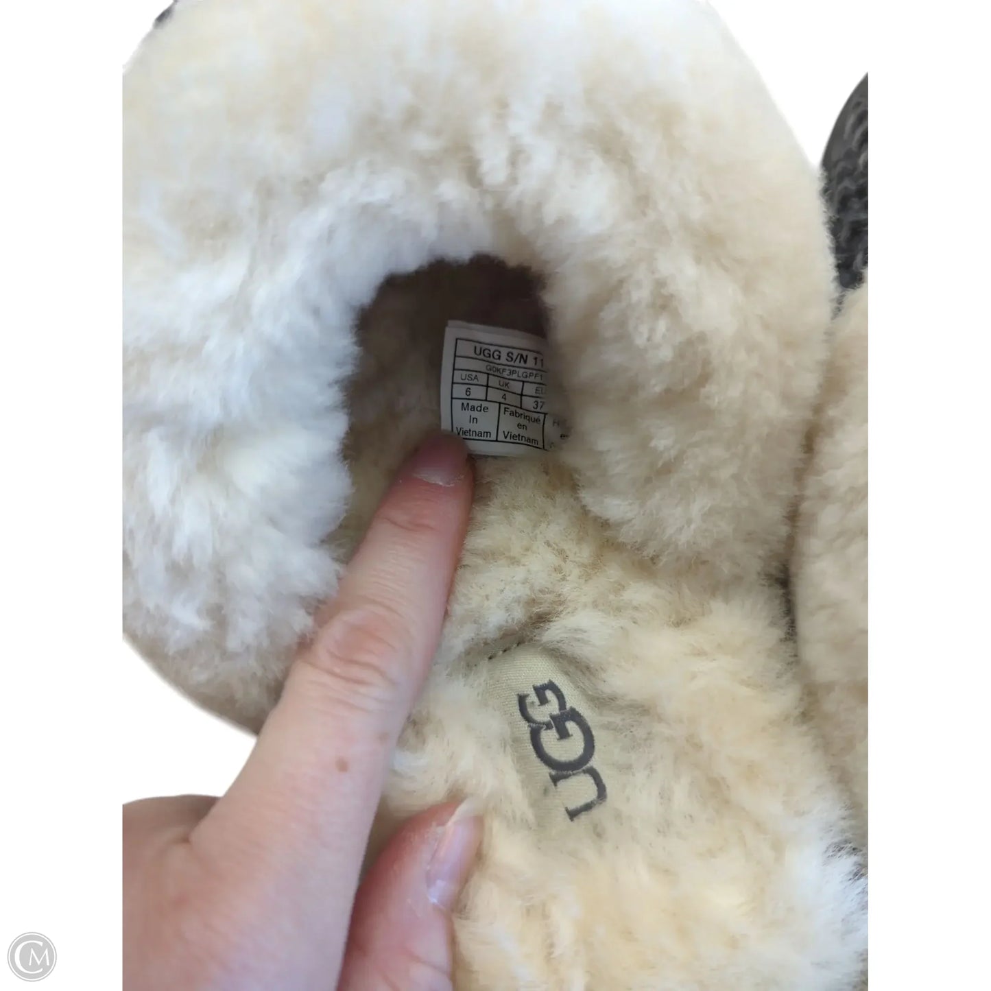 Slippers Designer By Ugg In Grey, Size: 6