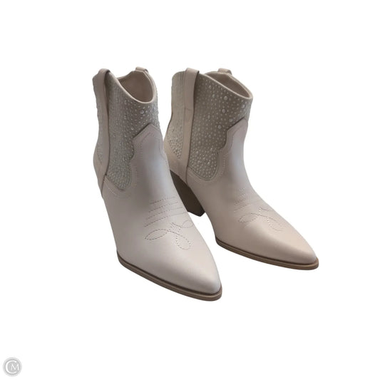 Boots Western By Qupid In Ivory, Size: 10