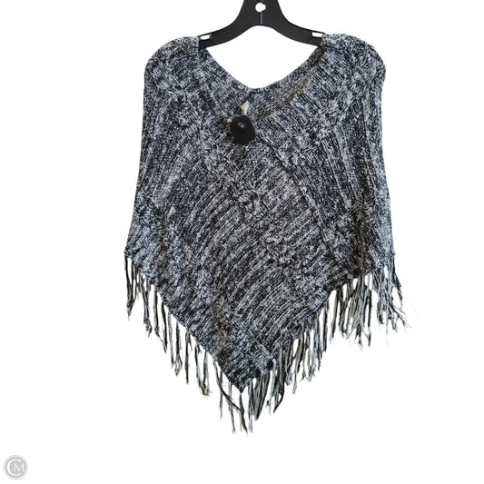 Poncho By Clothes Mentor In Black & White, Size: Osfm