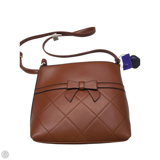 Crossbody By Clothes Mentor, Size: Medium