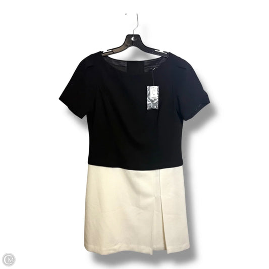 Dress Casual Short By White House Black Market In Black & White, Size: 8