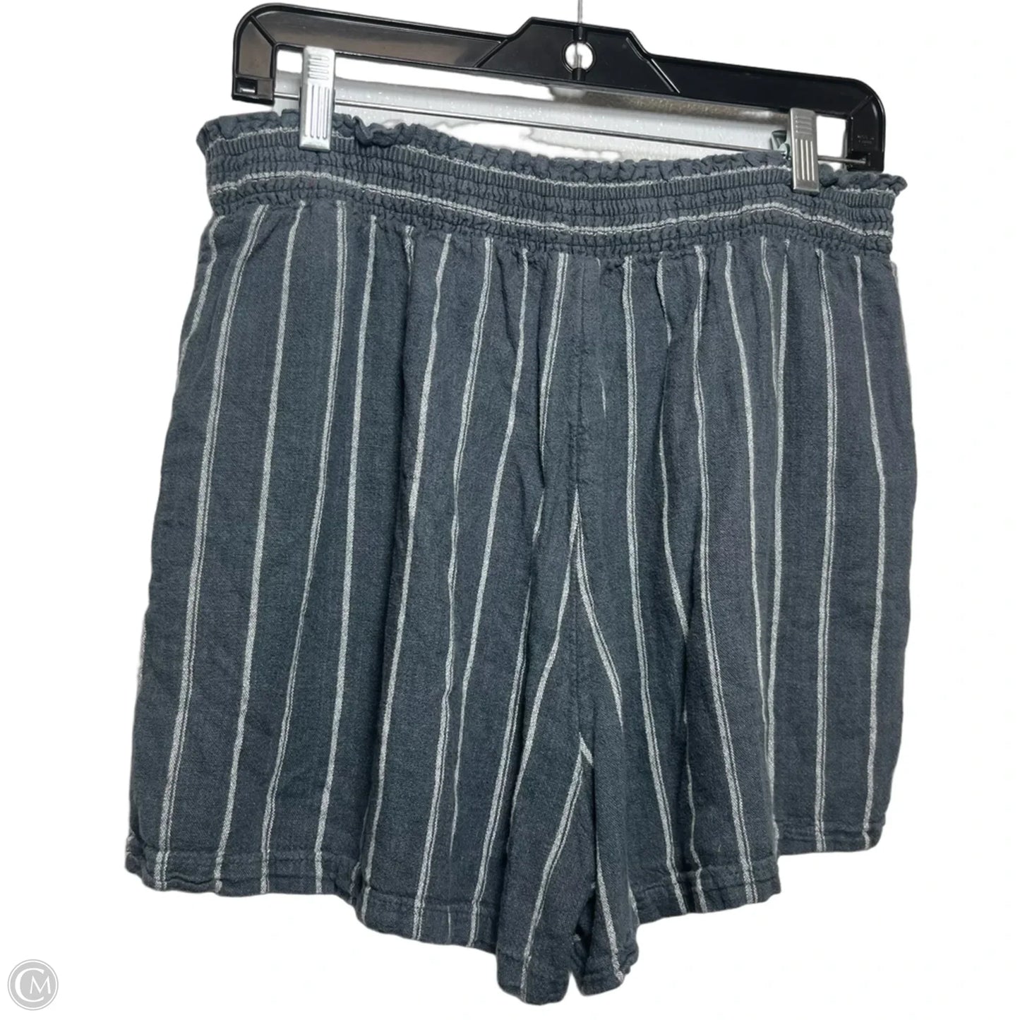 Shorts By Universal Thread In Grey, Size: M