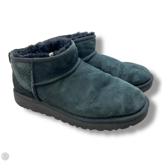 Boots Designer By Ugg In Black, Size: 9