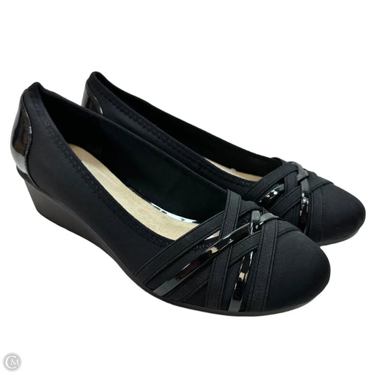 Shoes Flats By Cliffs In Black, Size: 9