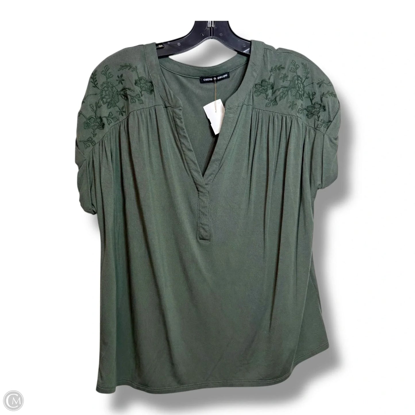 Top Short Sleeve By Cable And Gauge In Green, Size: M