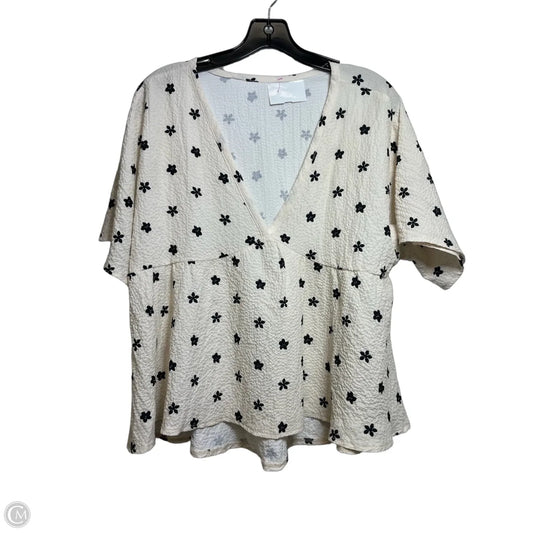 Top Short Sleeve By Shein In Tan, Size: L