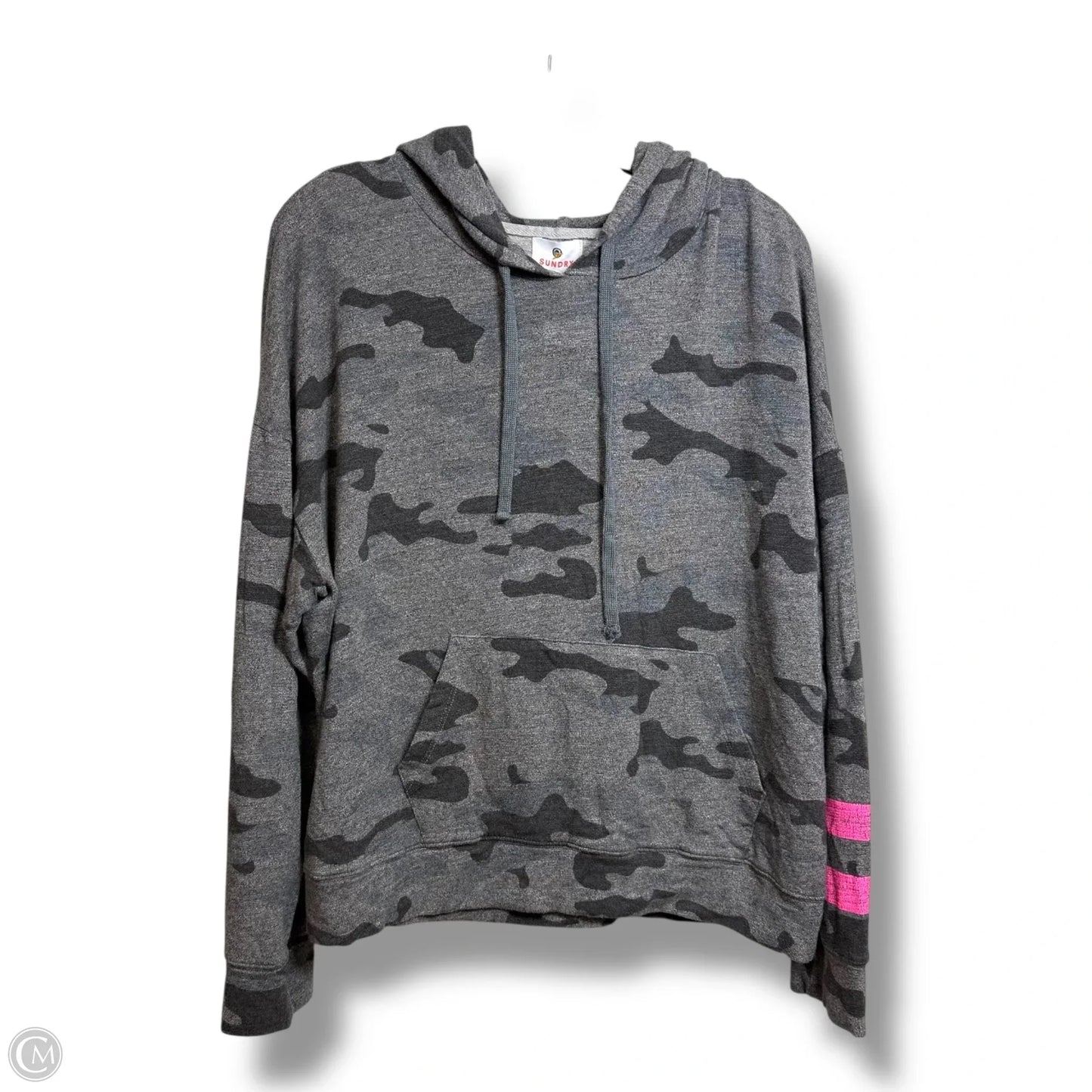 Sweatshirt Hoodie By Sundry In Camouflage Print, Size: M