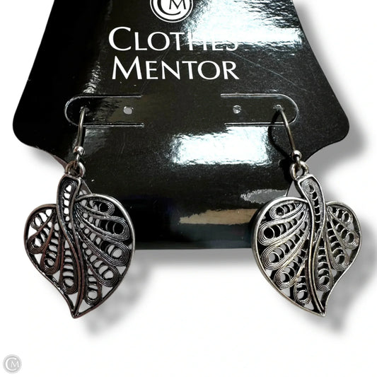Earrings Dangle/drop By Clothes Mentor