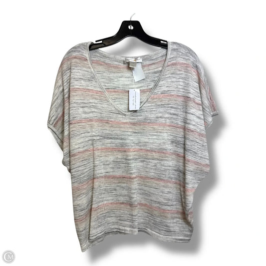 Top Short Sleeve Basic By Christopher And Banks In Striped Pattern, Size: M