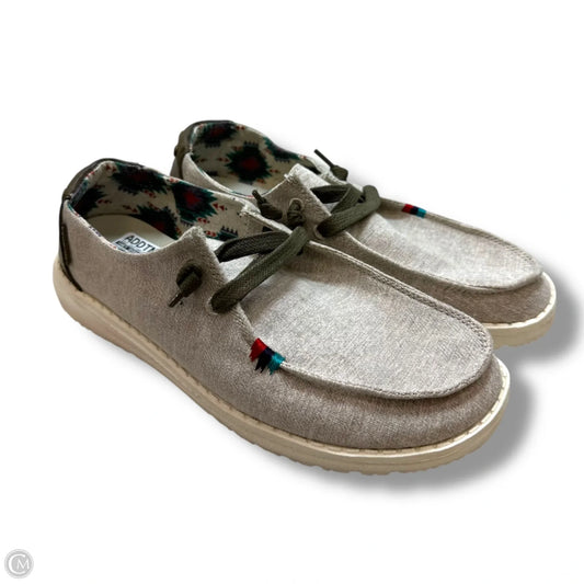 Shoes Flats By Hey Dude In Grey & Tan, Size: 7