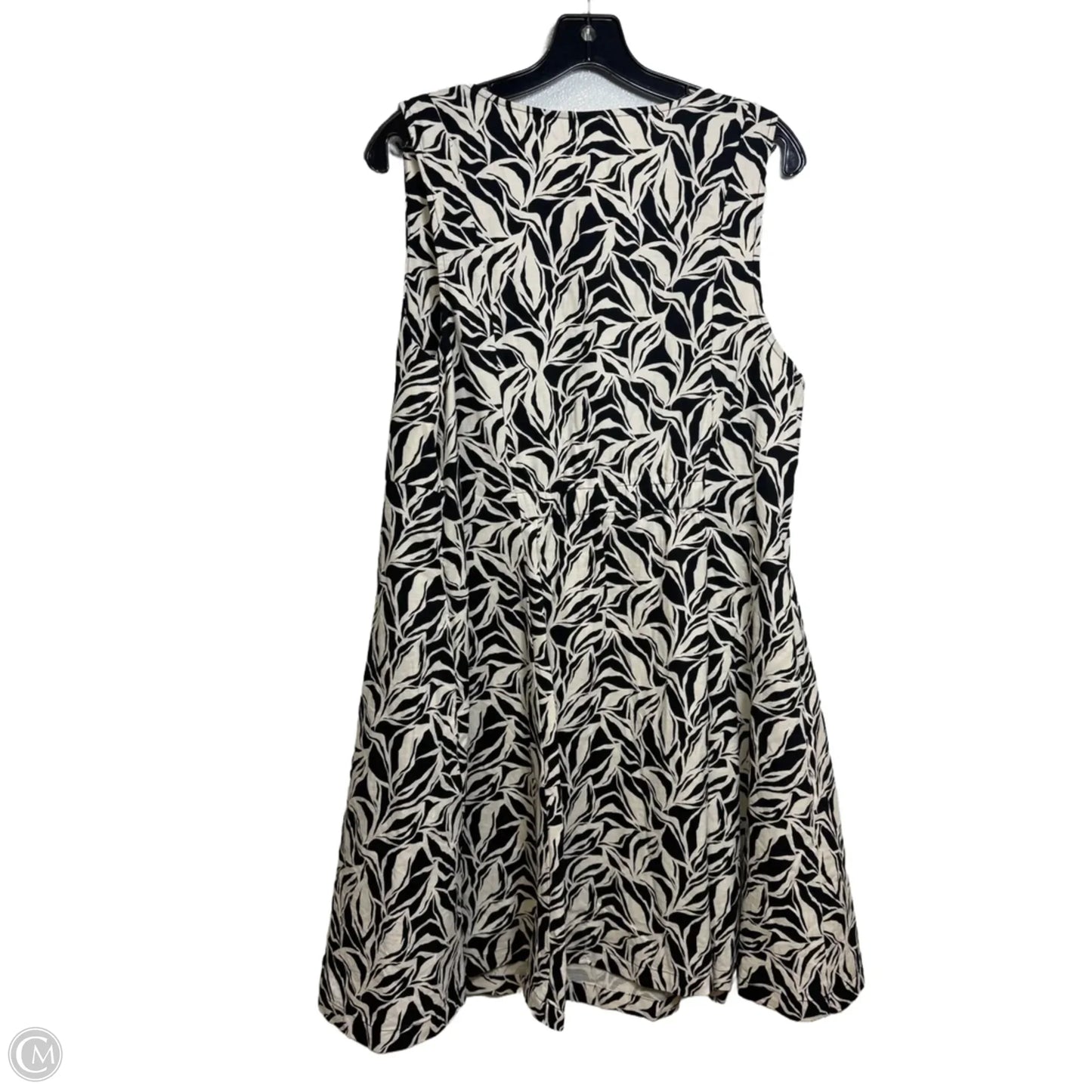 Dress Casual Short By A New Day In Black & White, Size: Xl