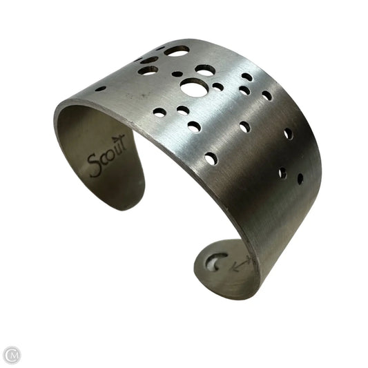 Bracelet cuff By Scout, Size: