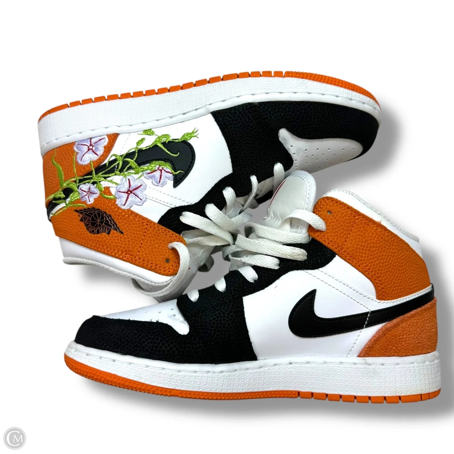 Shoes Athletic By Nike In Floral Print, Size: 6Youth /7.5 Women’s