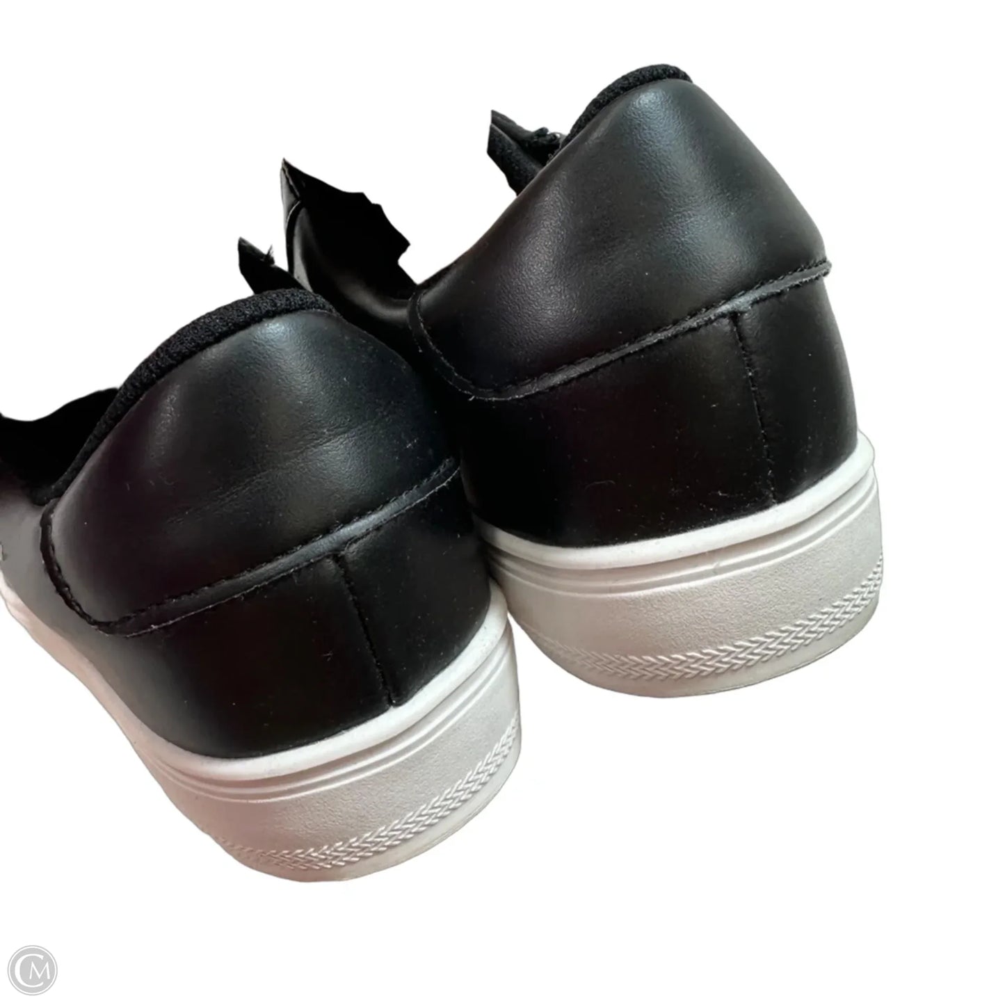 Shoes Sneakers By Clothes Mentor In Black, Size: 7
