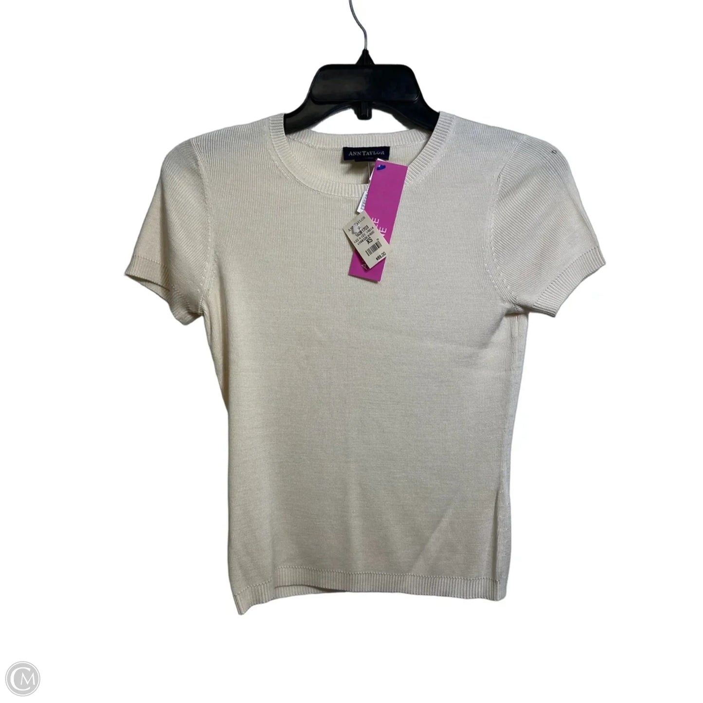 Top Short Sleeve By Ann Taylor In Ivory, Size: Xs