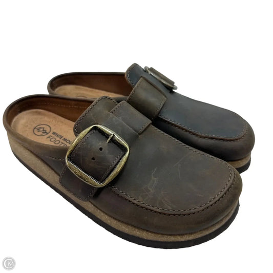 Shoes Flats By White Mountain In Brown, Size: 8