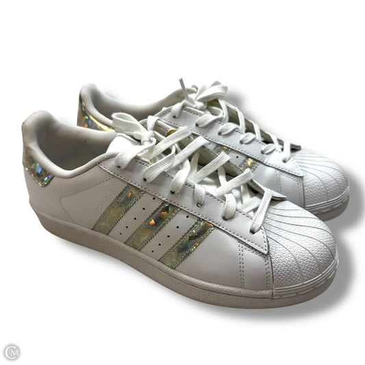 Shoes Sneakers By Adidas In White, Size: 5.5