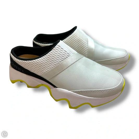 Shoes Sneakers By Sorel In White, Size: 9