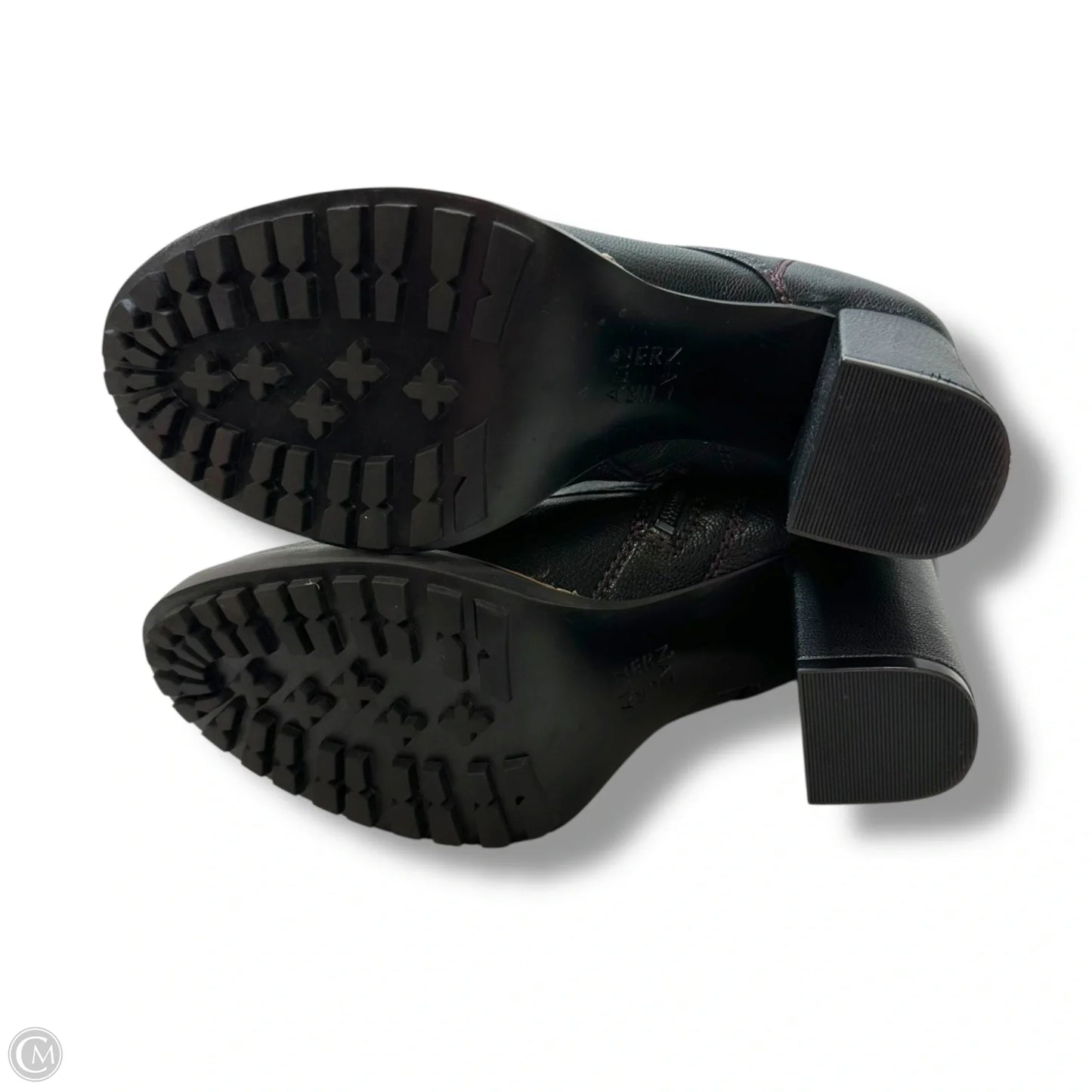 Boots Ankle Heels By Naturalizer In Black, Size: 6.5