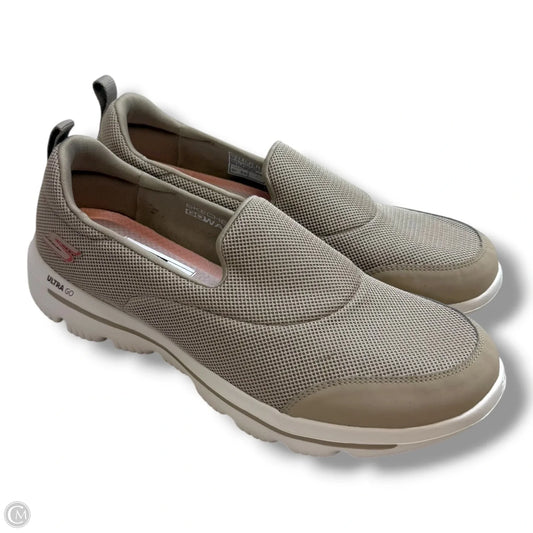 Shoes Sneakers By Skechers In Tan, Size: 11