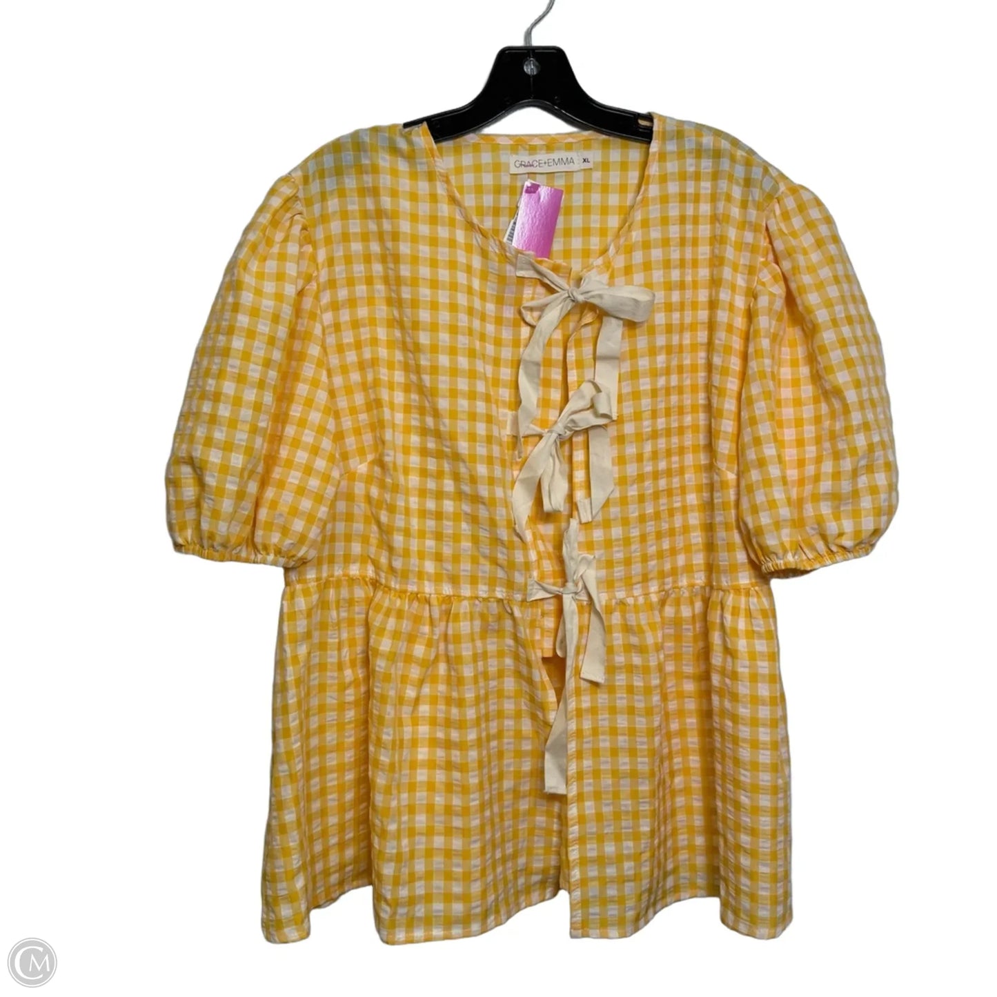 Top Short Sleeve By Clothes Mentor In Yellow, Size: Xl