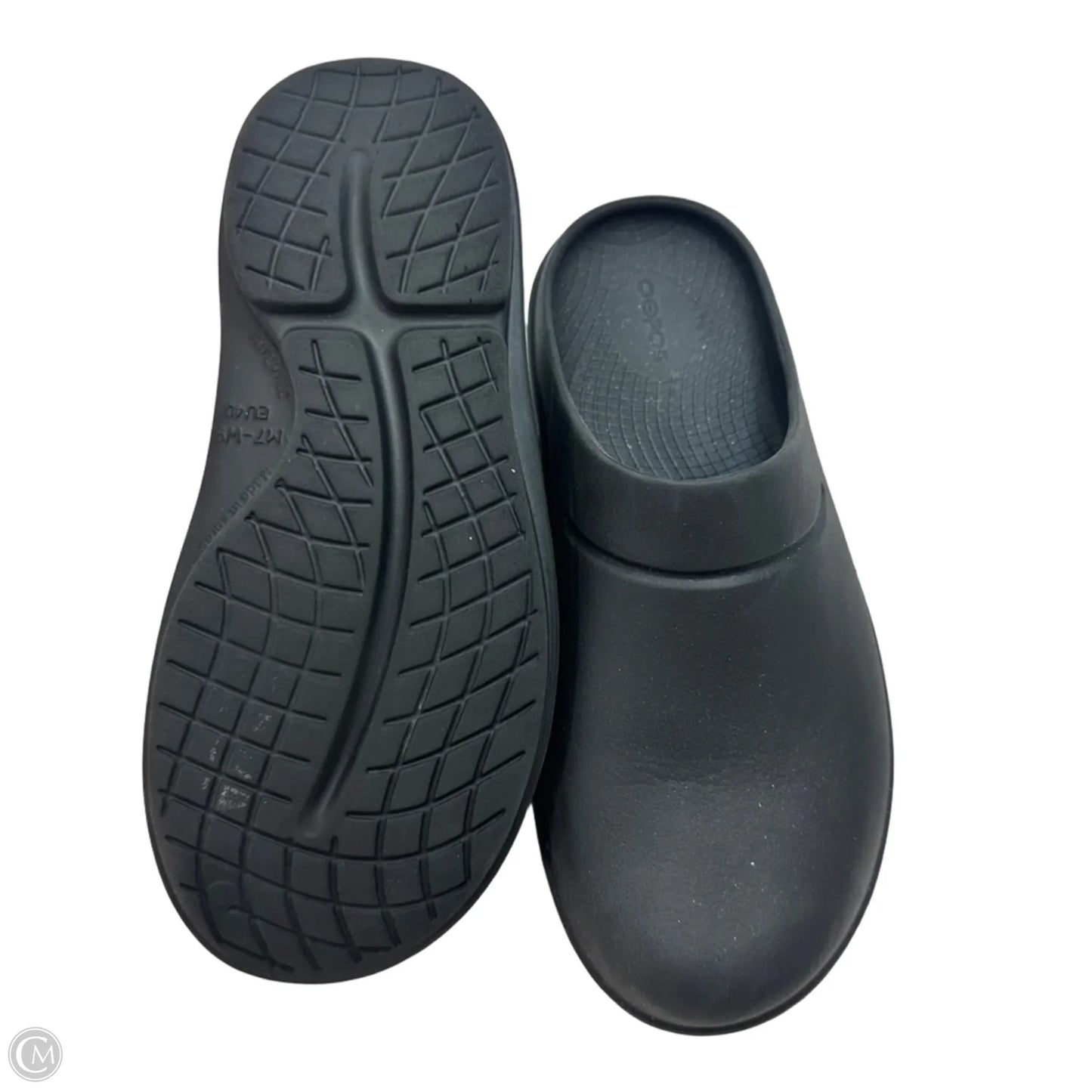 Shoes Flats By Oofos In Black, Size: 9