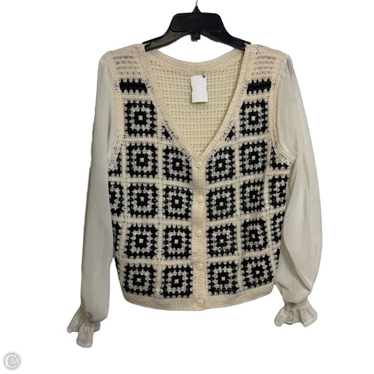 Top Long Sleeve By Clothes Mentor In Ivory, Size: M