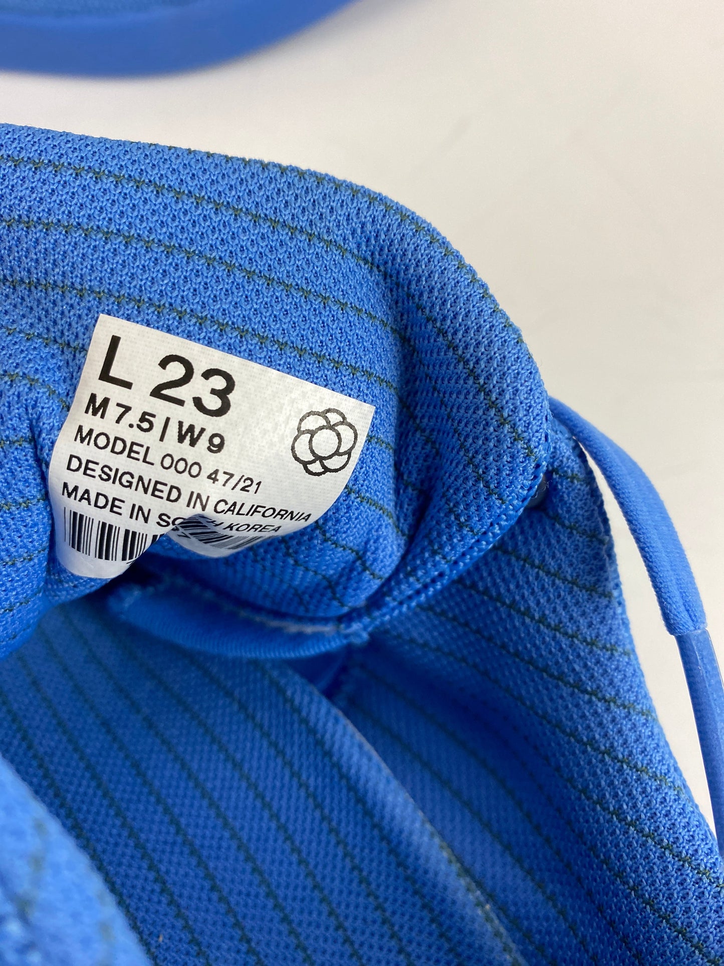 Shoes Athletic By Cmb In Blue, Size: 9
