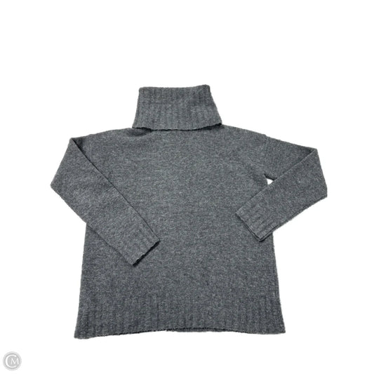 Sweater By Theory In Grey, Size: Sp
