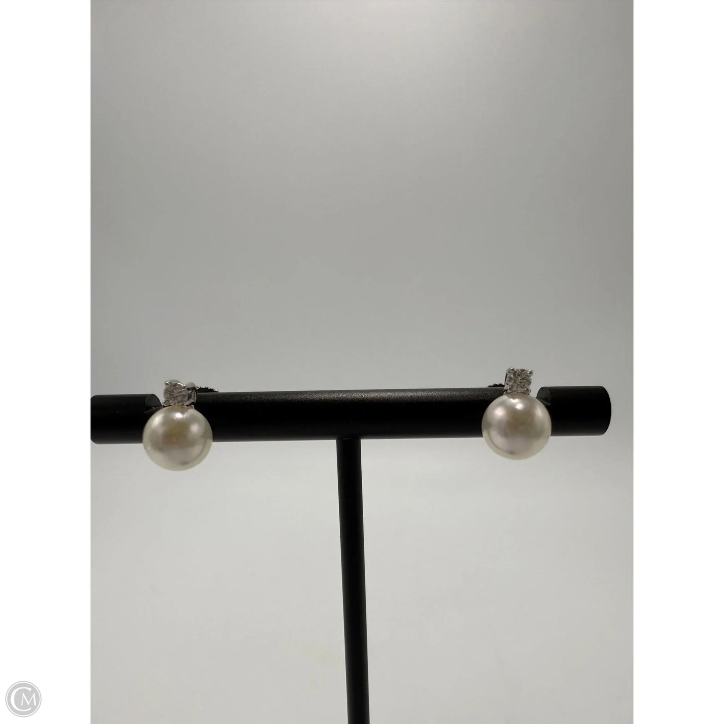 Tiffany & Company Signature Pearl & Diamond Luxury Earrings