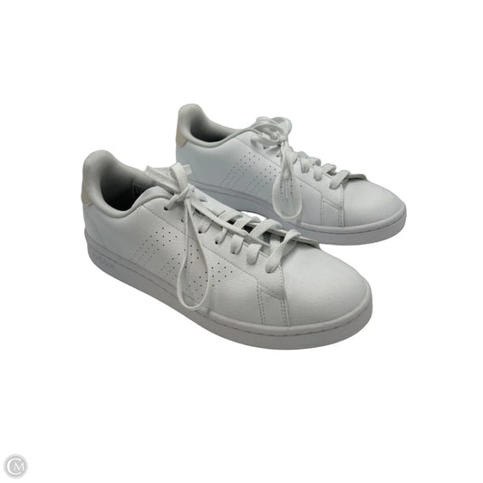 Shoes Athletic By Adidas In White, Size: 9.5