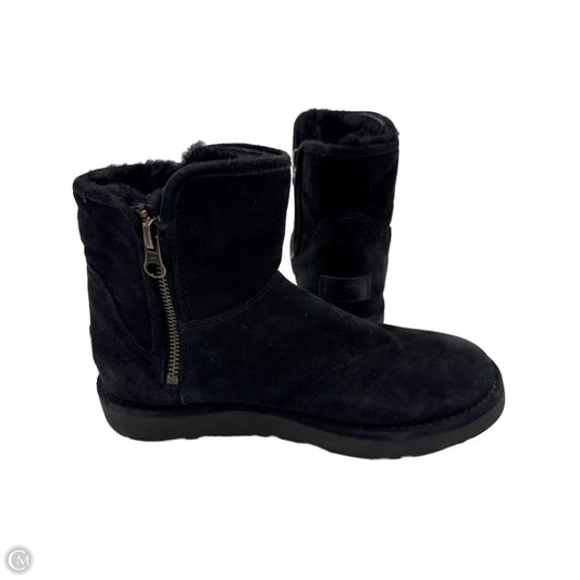 Boots Designer By UGG In Black, Size: 6