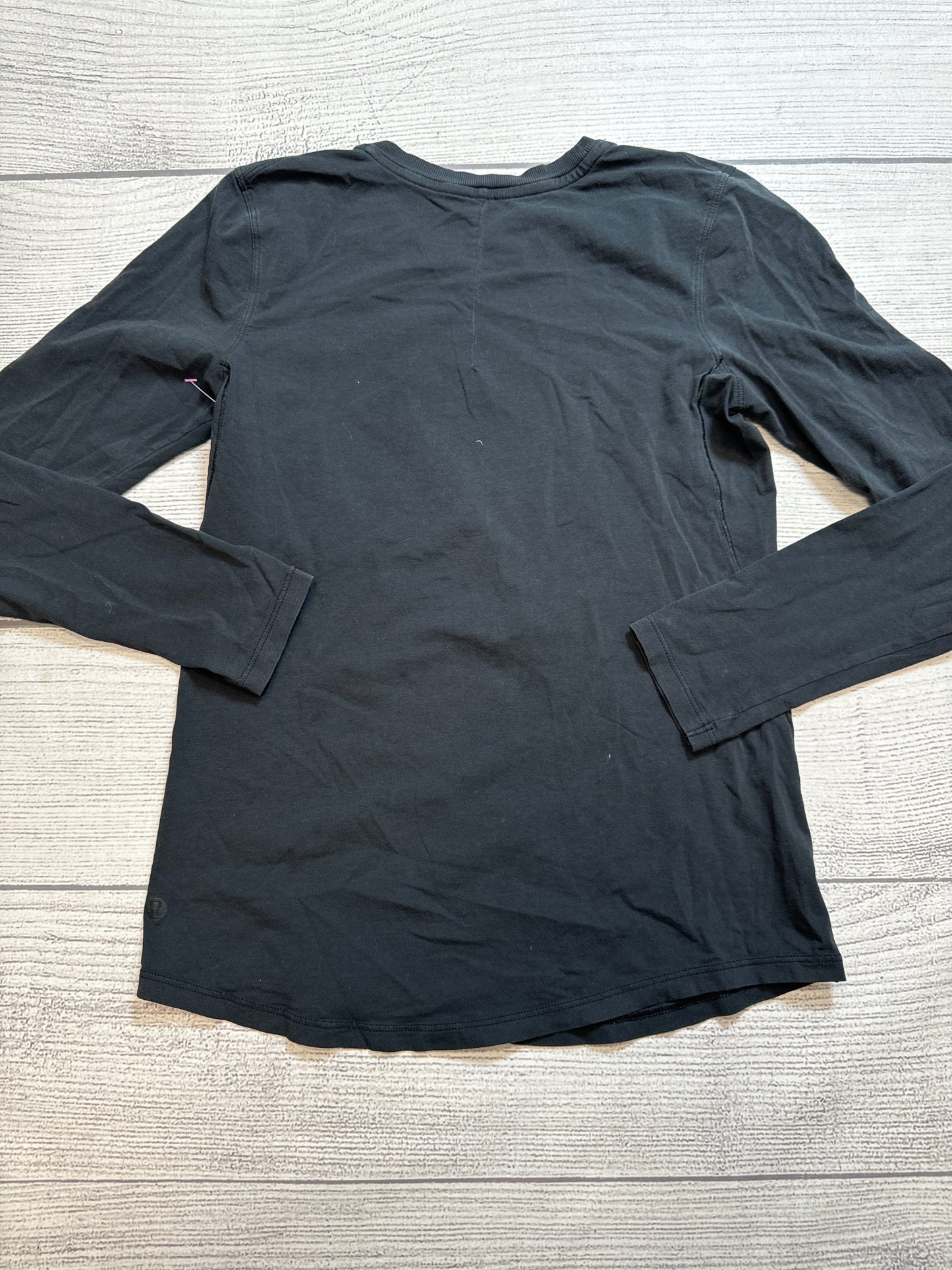 Athletic Top Long Sleeve Collar By Lululemon  Size: S