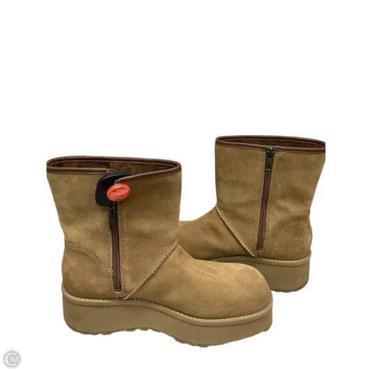 Boots Designer By Ugg In Brown, Size: 9