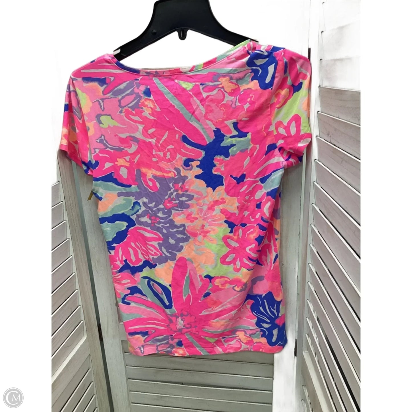 Top Short Sleeve Designer By Lilly Pulitzer In Multi-colored, Size: M