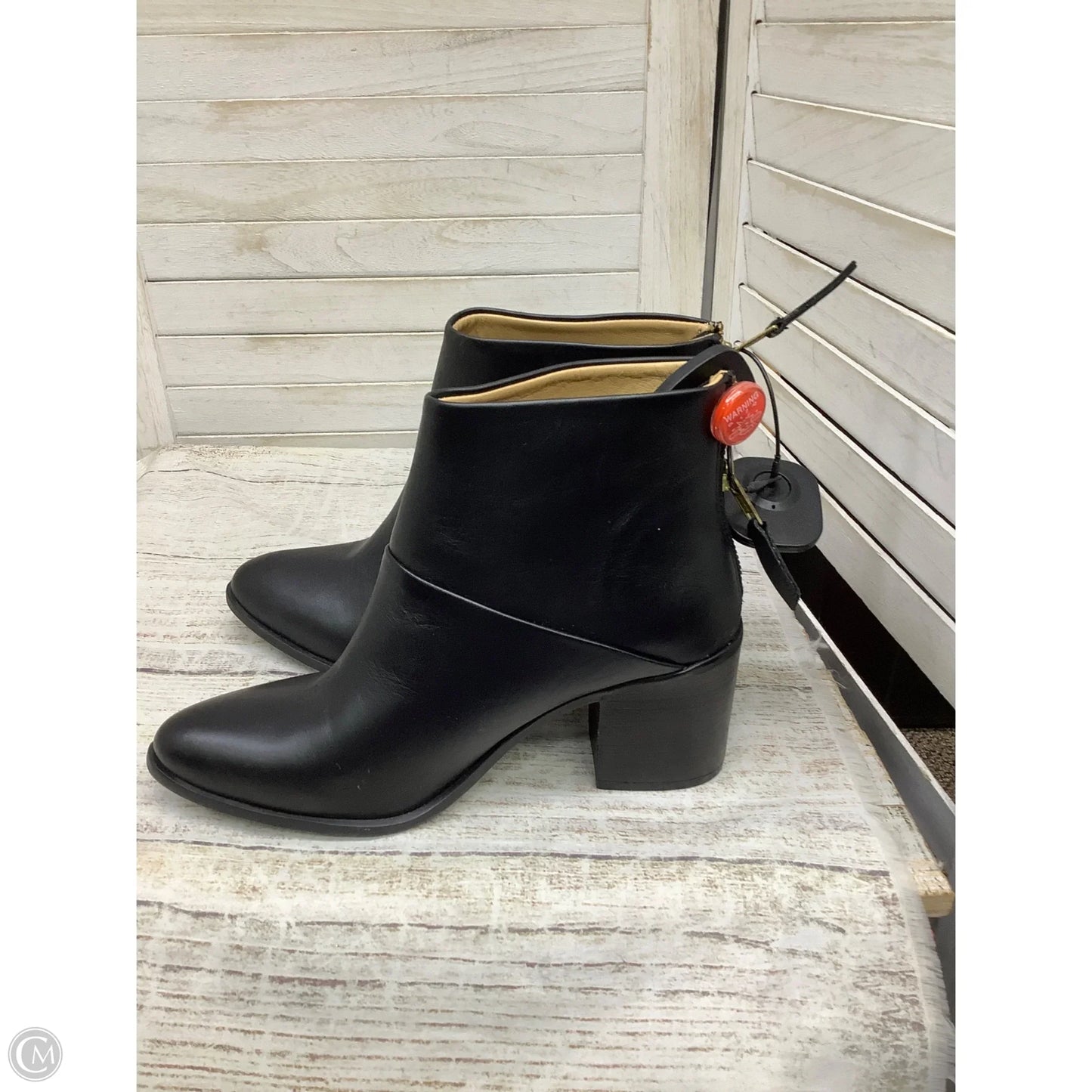 Boots Ankle Heels By Clothes Mentor In Black, Size: 7.5