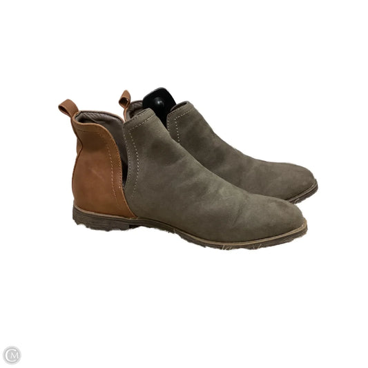 Boots Ankle Flats By True Craft In Brown, Size: 8.5