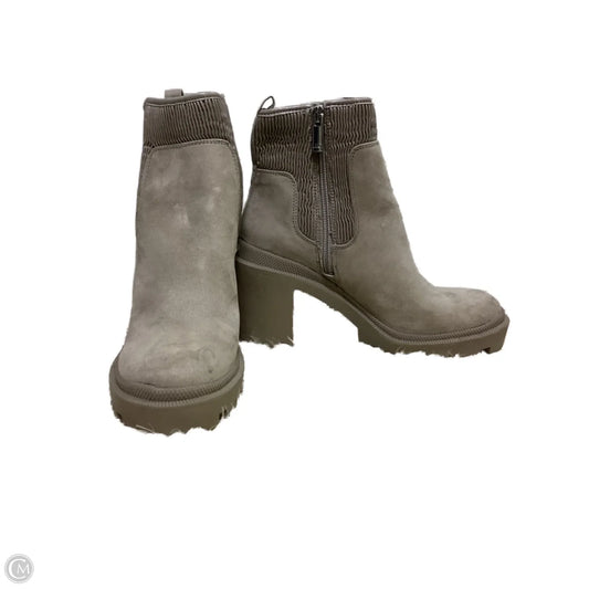 Boots Ankle Heels By Jennifer Lopez In Beige, Size: 7.5