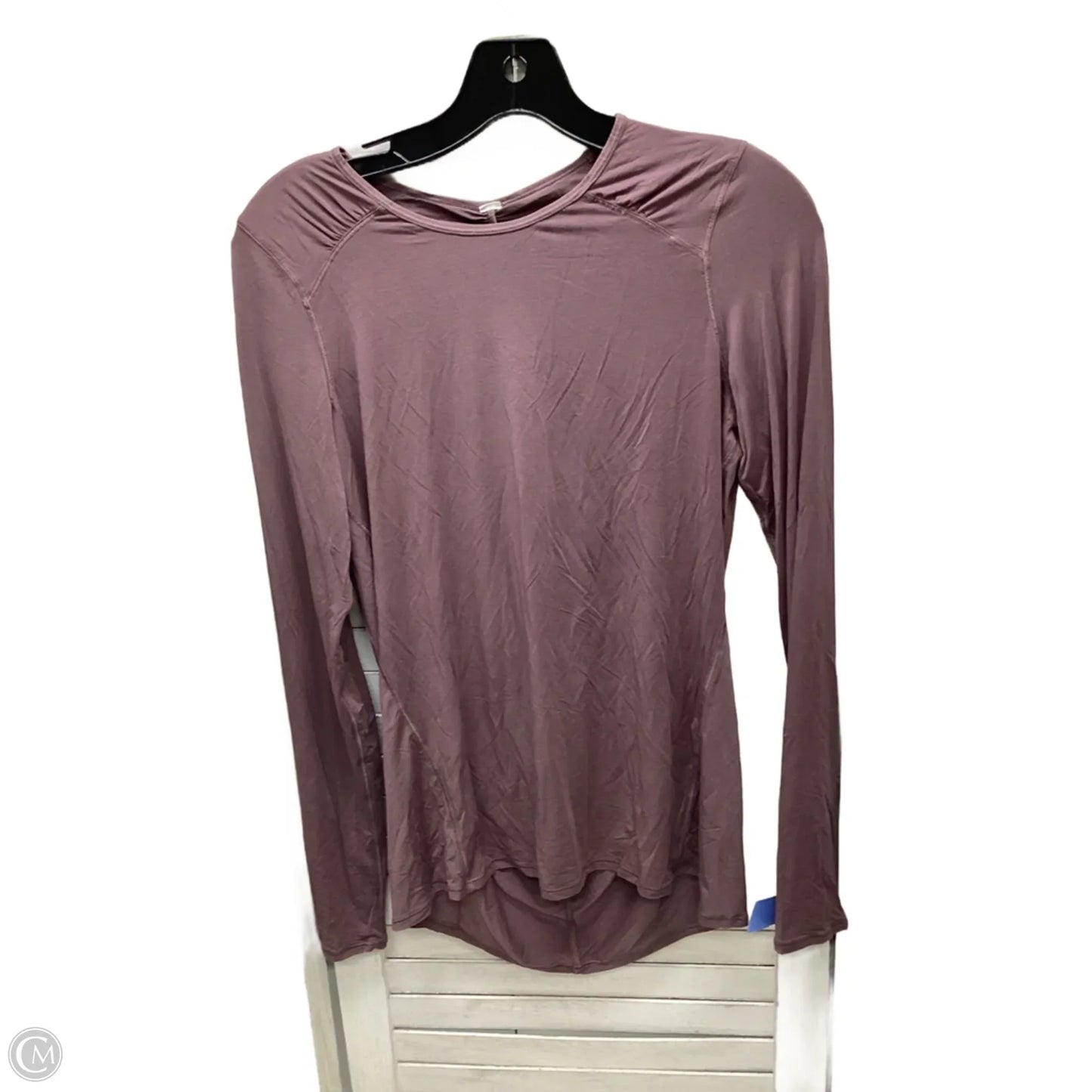 Top Long Sleeve By Lululemon In Mauve, Size: S