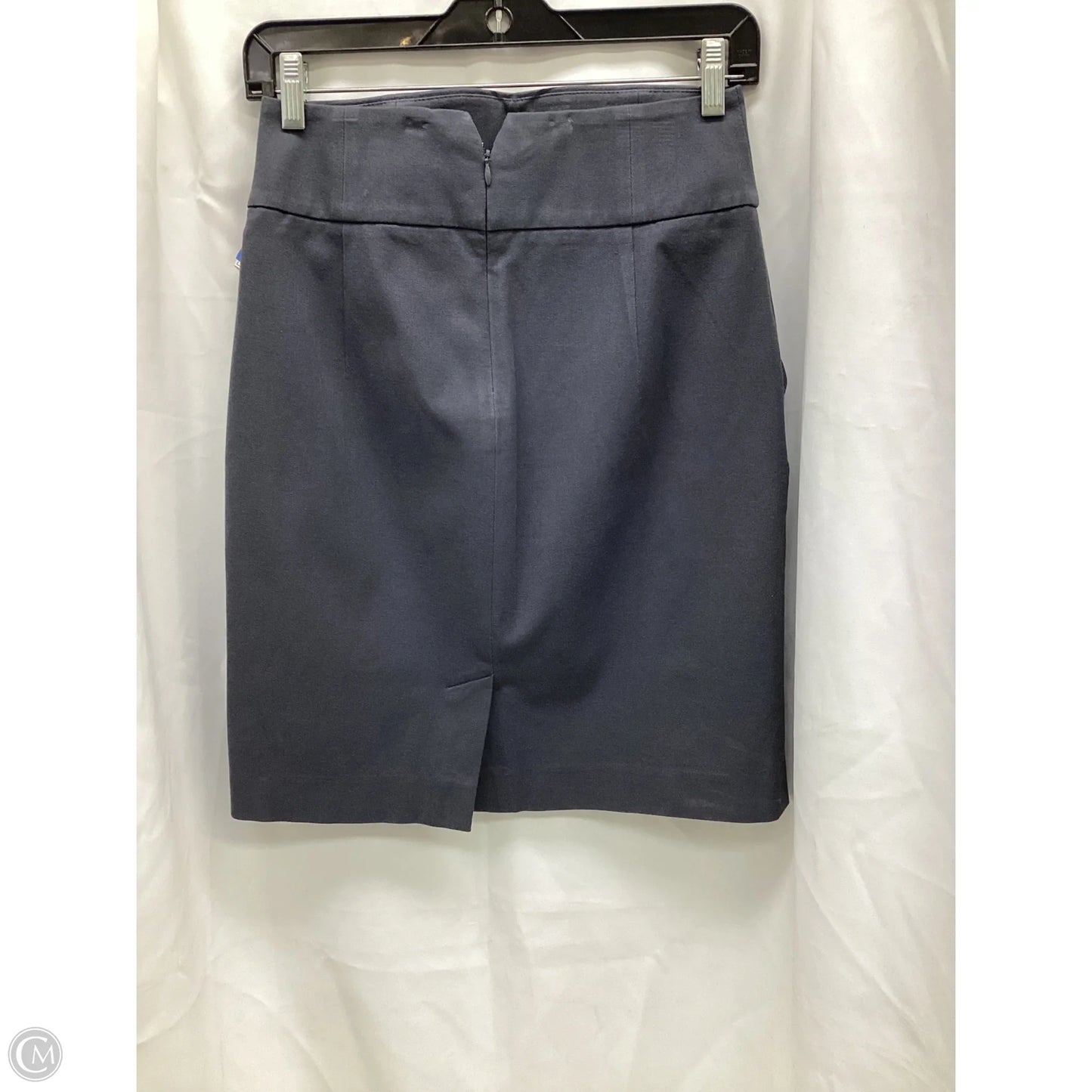 Skirt Midi By Banana Republic In Grey, Size: 2