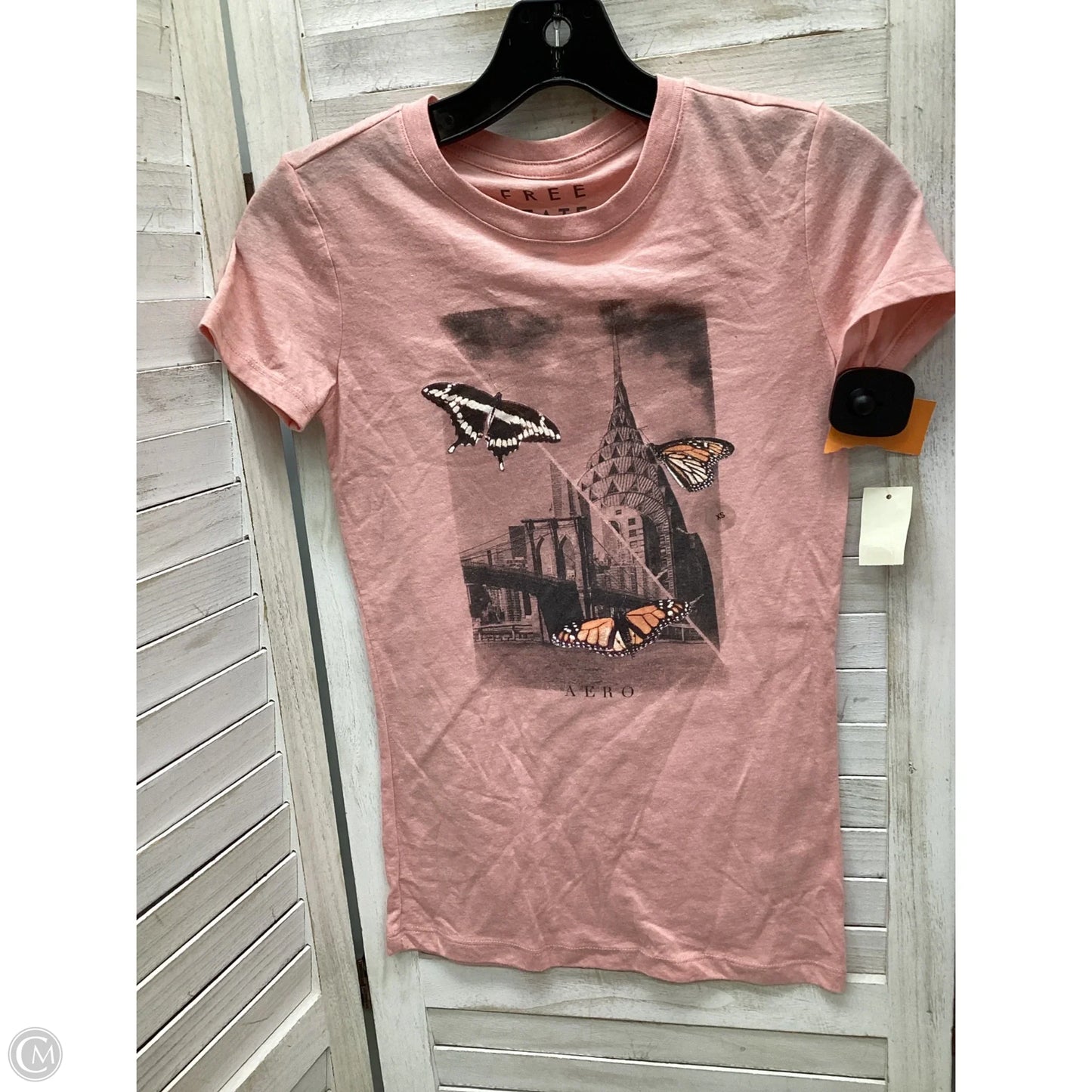 Top Short Sleeve By Clothes Mentor In Pink, Size: Xs